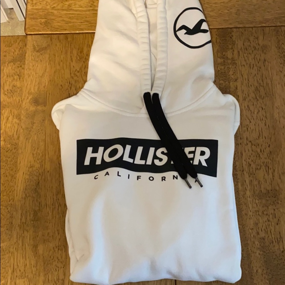 Hollister Sweatshirt